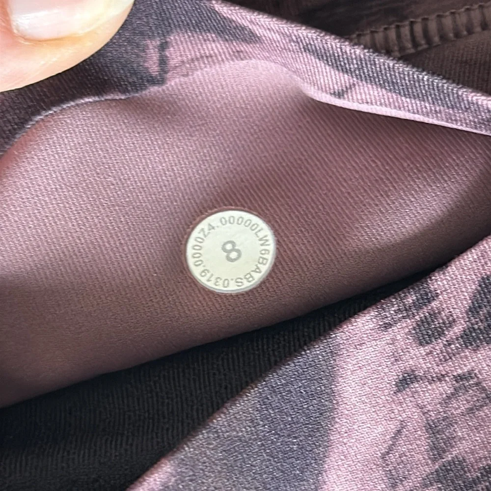 Lululemon Time To Sweat Crop 23